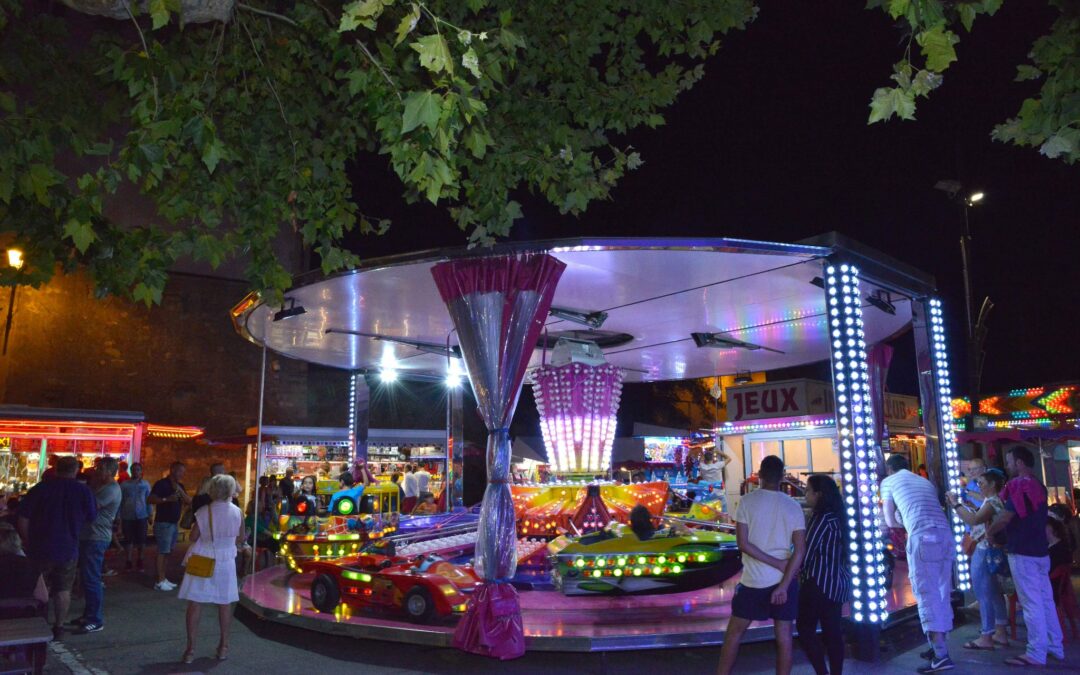 𝐑𝐞𝐭𝐨𝐮𝐫 𝐝𝐞𝐬 𝐟𝐞̂𝐭𝐞𝐬 𝐚𝐮 𝐜œ𝐮𝐫 𝐝𝐮 𝐯𝐢𝐥𝐥𝐚𝐠𝐞 !